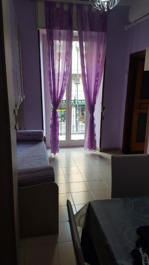 La Casa Di Aurora Apartment Napoli Bagian luar foto