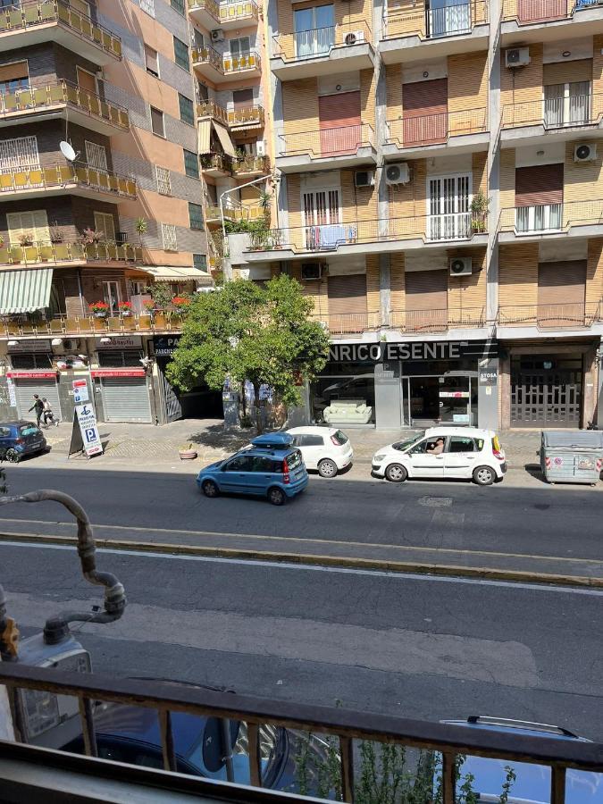 La Casa Di Aurora Apartment Napoli Bagian luar foto