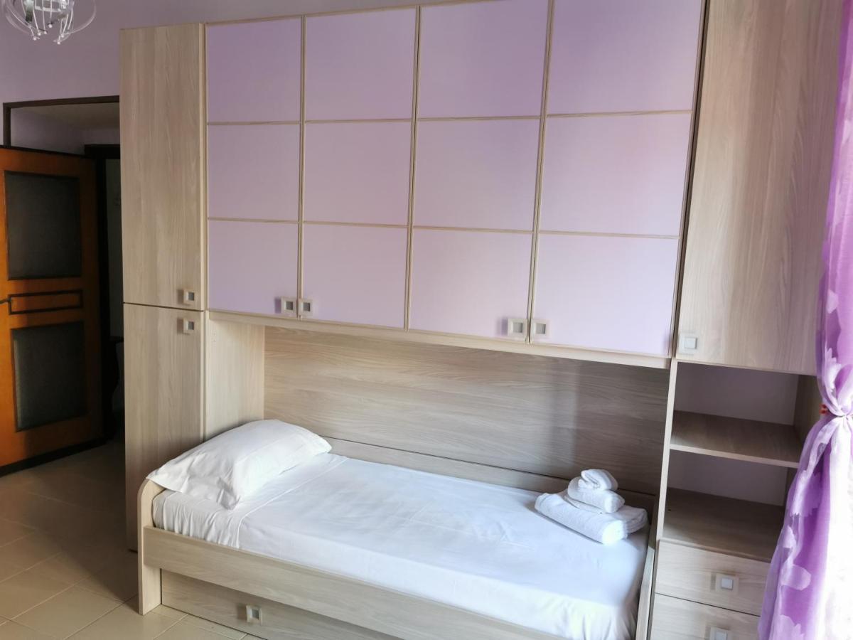 La Casa Di Aurora Apartment Napoli Bagian luar foto