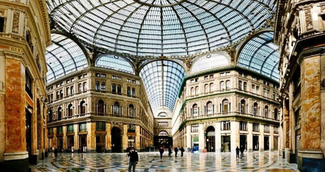 La Casa Di Aurora Apartment Napoli Bagian luar foto