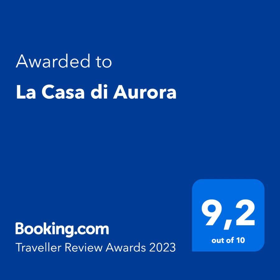 La Casa Di Aurora Apartment Napoli Bagian luar foto